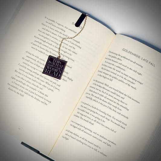 TIWHWWR Enamel Clip and Chain Bookmark