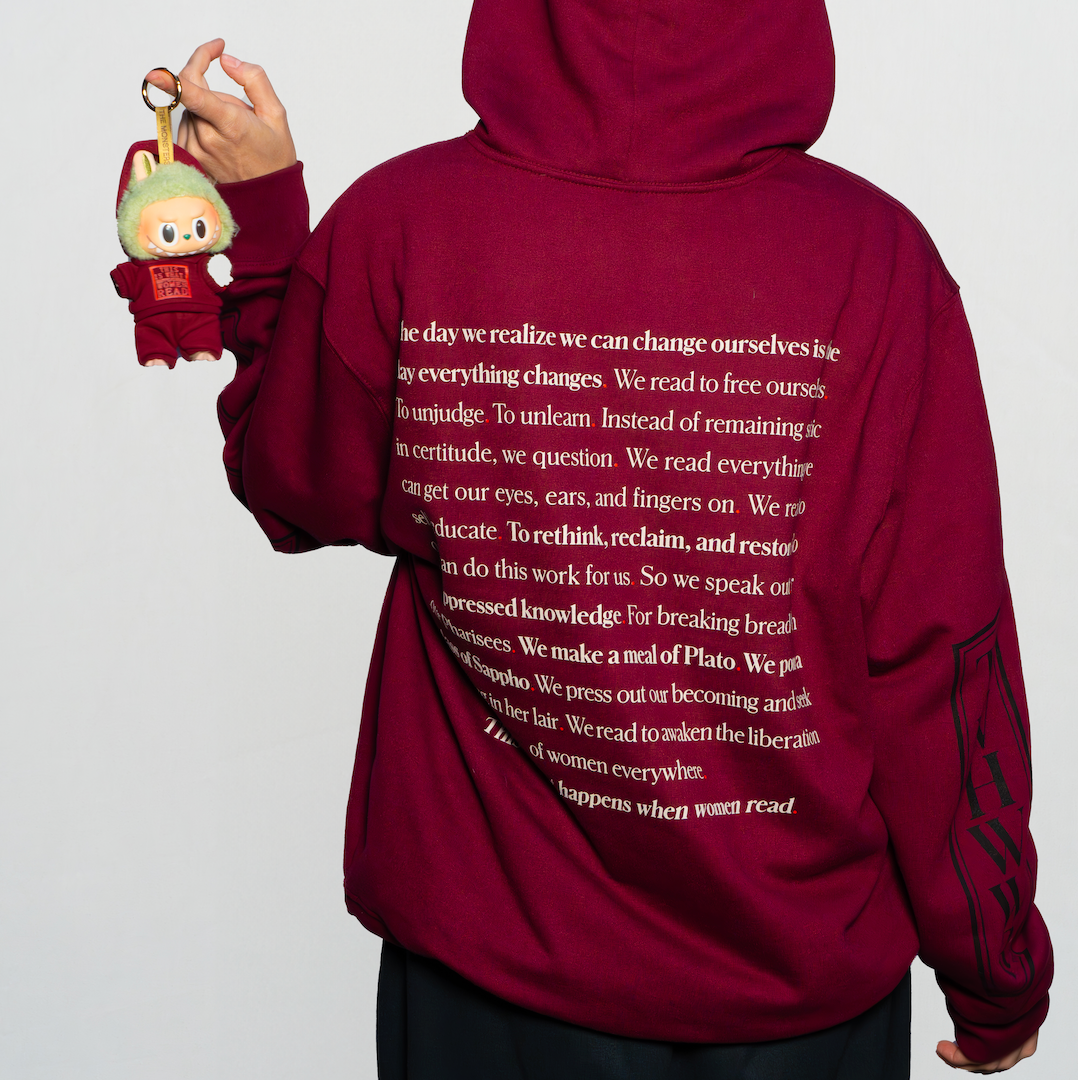 TIWHWWR x Labubu Premium Clothing Set